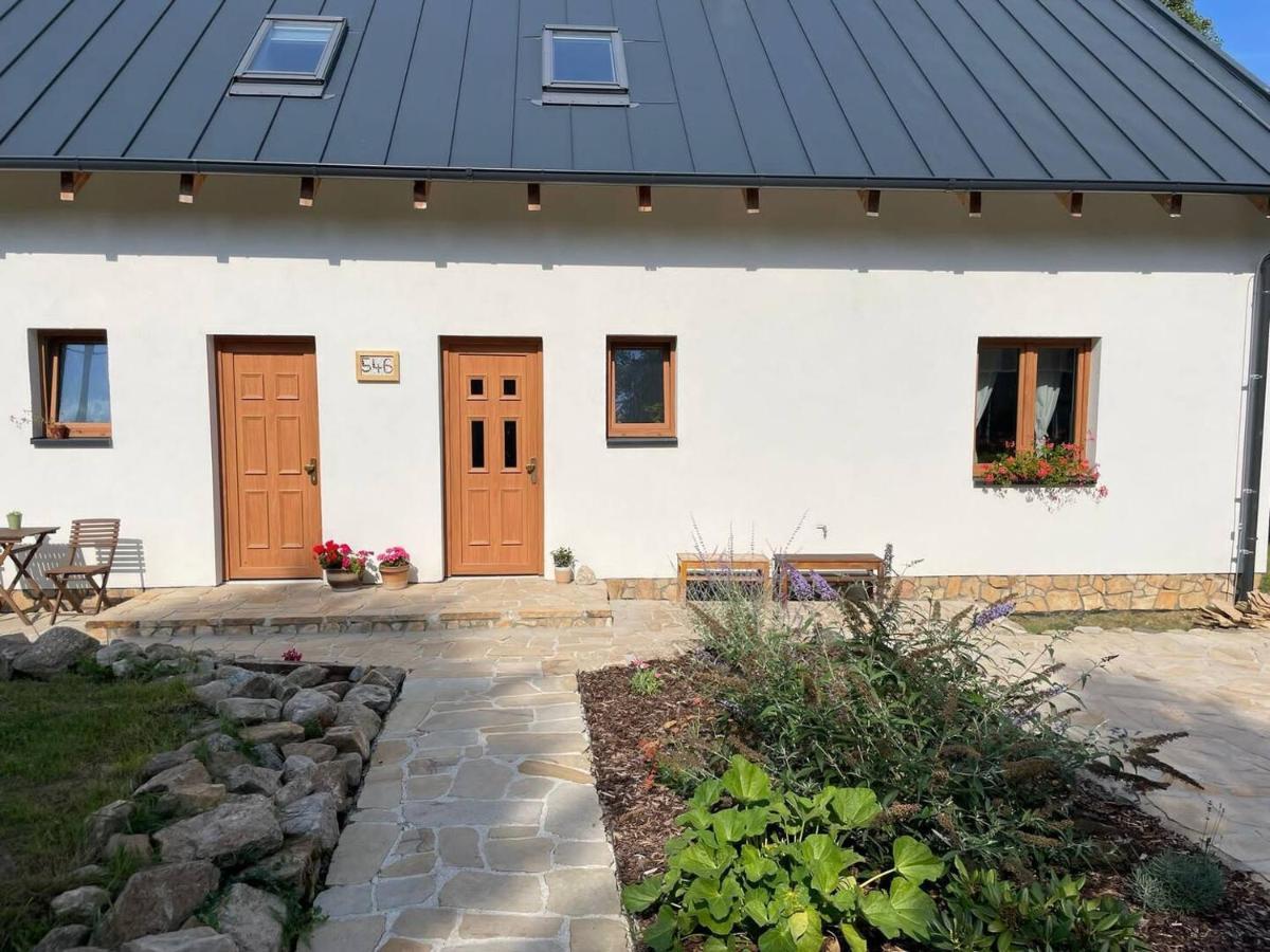 Lovely Fully-Equipped Studio In Tisa Village. Rocks Only 5 Minutes Walk Kültér fotó